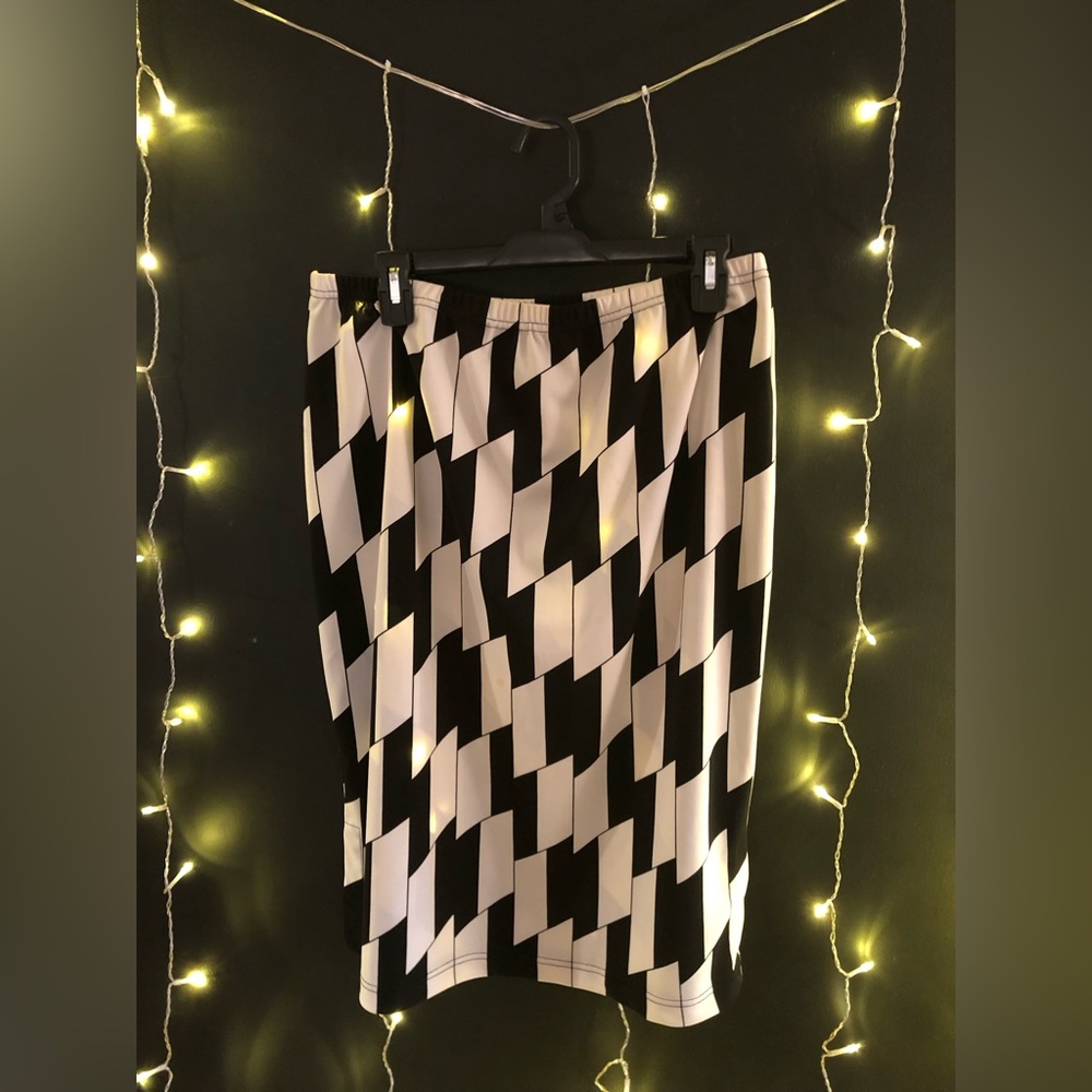 Mixit Stretch Skirt